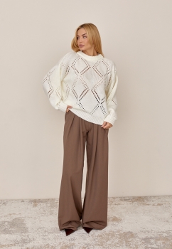 Светр жіночий